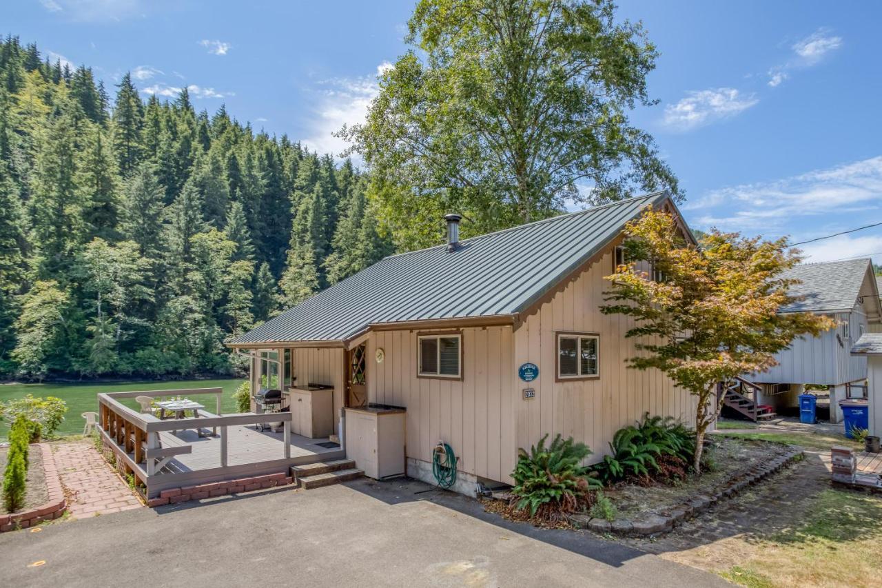 The Crabbing Cabin Lincoln City Exterior photo